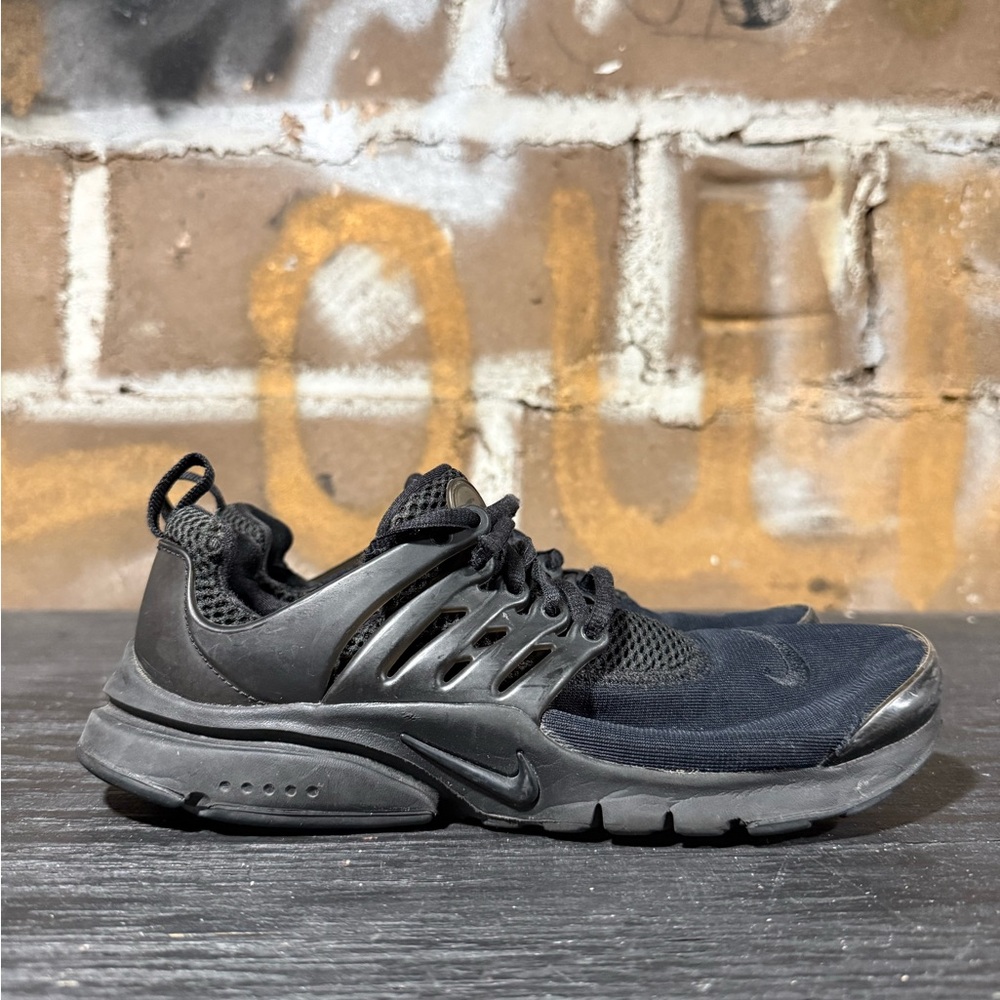 Nike Air Presto Triple Black (GS) 2016 833875-003 in size 6Y